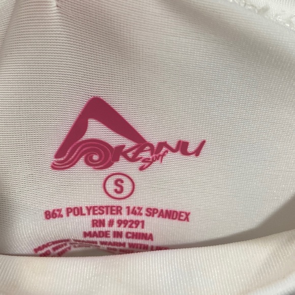 Kanu surf upf 50+ short sleeve rash guard swim top small NWT - Picture 2 of 7